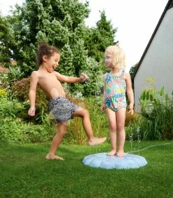 Wasserspiel Spritzerschale Splash Shower BIG Mit Dem Berührungssensor An Den Füßen Das Wasser Beginnt Zu Fließen Ab 2 Jahren -Spielzeug Theater Verkäufe 56769 i big hra