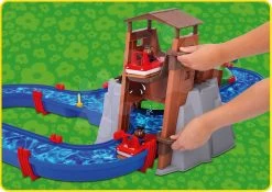 Set Häuschen Auf Säulen Pilings House Smoby Mit 1,5 M Rutsche Und Eine Wasserstraße Adventure Land Ein Abenteuer Unter Einem Wasserfall -Spielzeug Theater Verkäufe 8700001547 l aquaplay vodna draha
